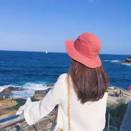 结婚后她不准老公在外面叫自己老婆,就因为他比自己矮