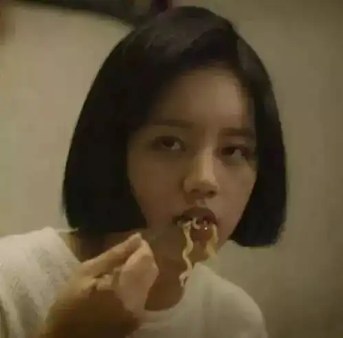 auto微热点我想看美食,你却在拍口红舌尖3评分惨降至5.3