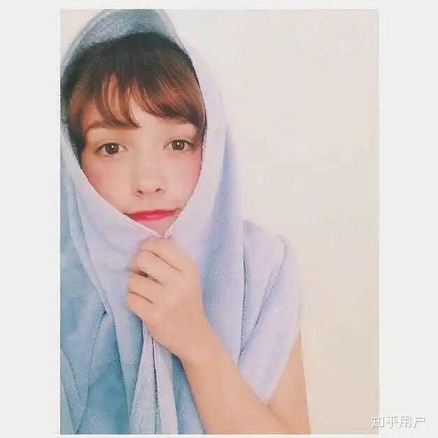 一些女生一般用别人的照片非常好看做头像是什么心态