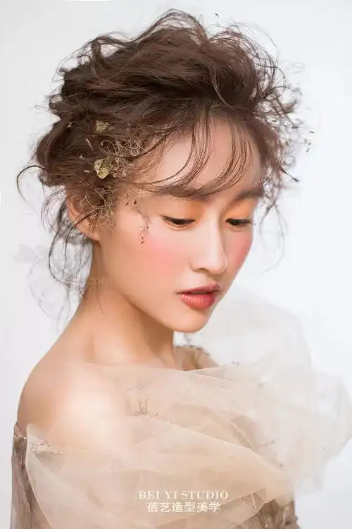 一组枫叶色妆容,暖到你了吗