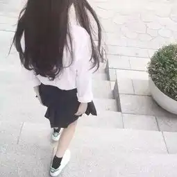 求夕阳下的背影唯美图