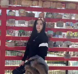 49岁王祖贤戴粉红米妮帽畅玩东京迪士尼喷发少女心