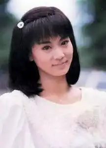 最苦情琼瑶女郎流产不孕丈夫坠亡,是人生如戏,还是宿命使然