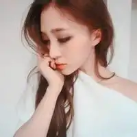 qq女生签名曾经我们都以为自己可以为爱情死,其实爱情死不了人,它只会在最疼的地方扎上一针,然后我们欲哭无泪,我们辗转反侧,我们久病成医,我们百炼成钢