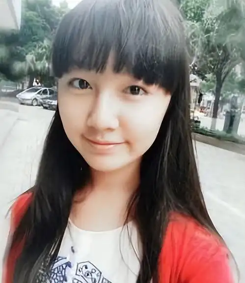 点读机女孩高君雨13年前爆火后突然消失,现状曝光让人高攀不起