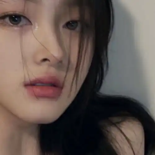 ins宝藏女头第一期
