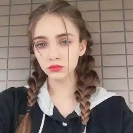 头像微信头像欧美个性头像女青春早被搁在一角第433期