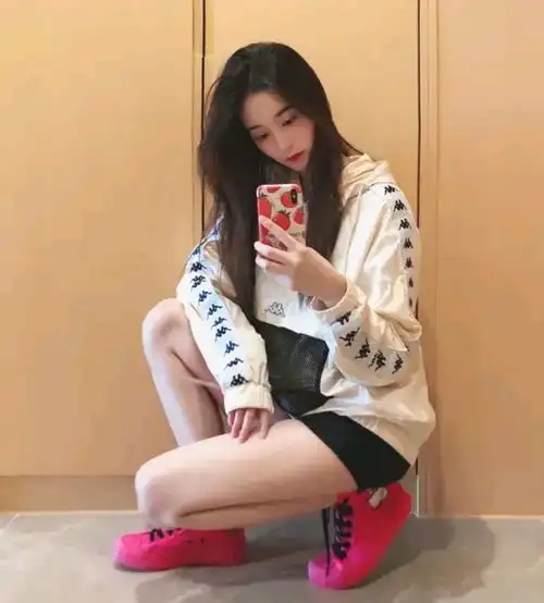 八年女团梦就此止步,徐艺洋让人意难平,但也不能说被偷走了梦想