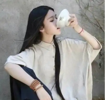情感测试第一眼,哪一个女人最冷血测你在爱情中的疑心病