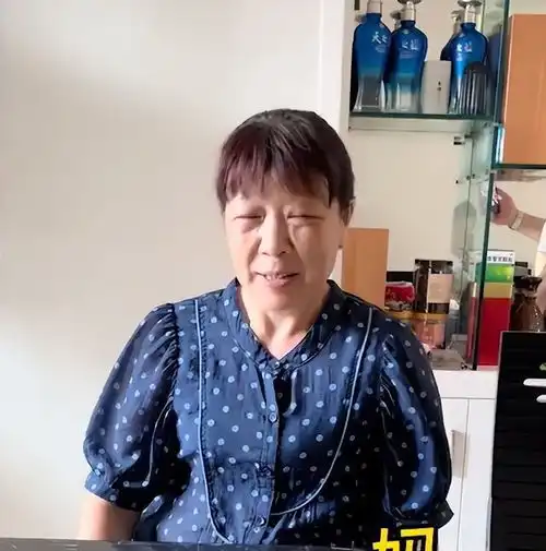 浙江小伙在女友家住了2个月,临别前突然喊妈,准丈母娘反应亮了