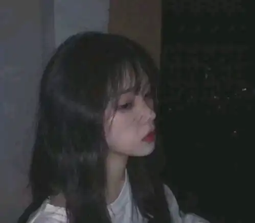 伤感文案又在为谁偷偷伤感