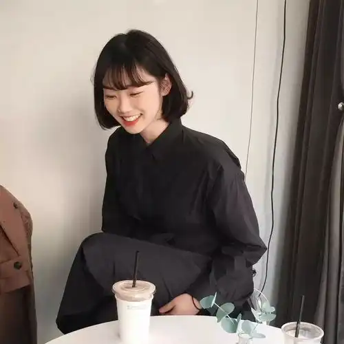 原来感情经得起风雨,经不起平凡
