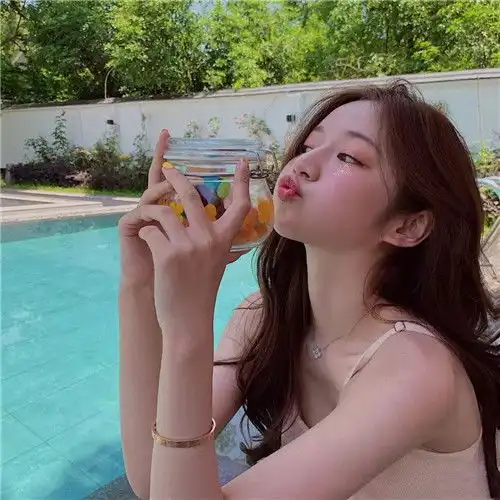 气质淑女微信头像,高冷御姐温柔甜美气质爆棚的