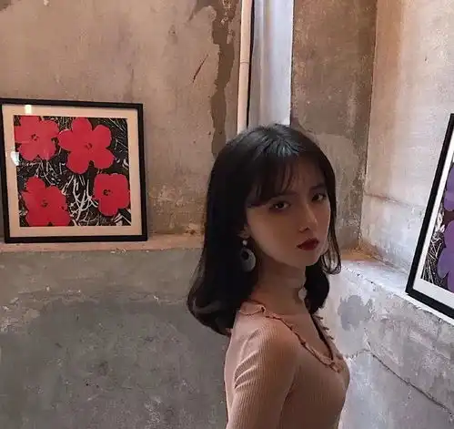 头像间从来不是乐土各人有各人的苦