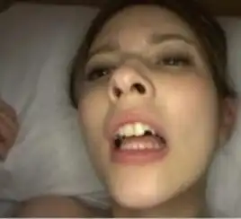 女同事的工作照吓得我哭了