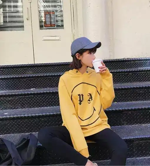 最适合戴帽子的季节到啦,这4种发型戴帽子,真的是太好看了