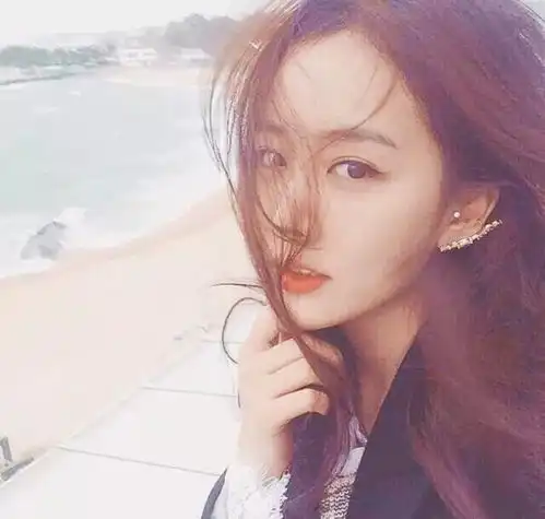 女生头像,对的人,就是能让你舒服做自己的人