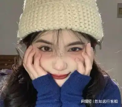 发朋友圈搞笑自拍文案
