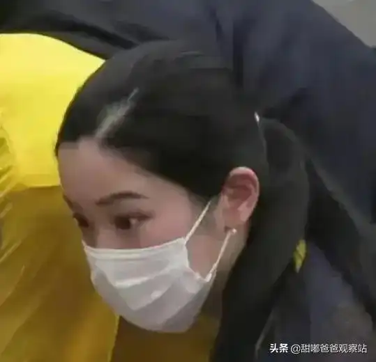 口罩的最大魅力,就是成了美的点缀
