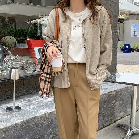 施悦名针织开衫女秋季2021新款韩版气质宽松圆领两穿长袖毛衣外套