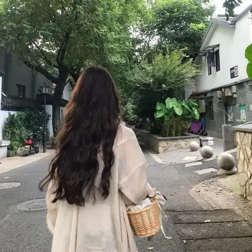 仙气飘飘背影女头