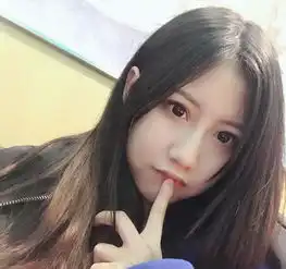 德玛西亚杯上大放异彩的解说小姐姐,今年居然才是个大三的学生