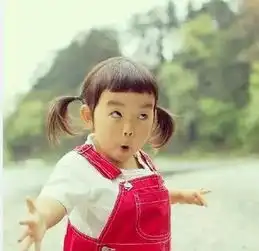 一个男生总在qq上找一个女生聊天,而学校中俩人几乎不怎么说话,这是为什么