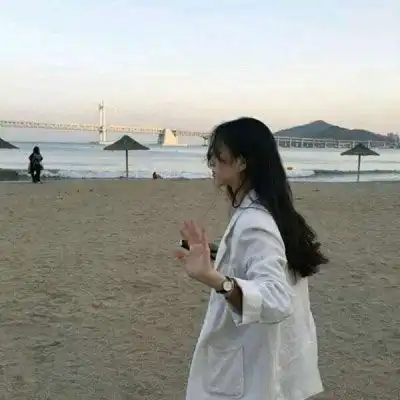 最新小清新女头素颜好看的女生头像