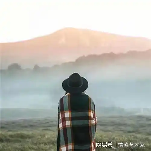 54岁大妈爱上28岁小伙,花412万赢得芳心,恋爱半年她直呼受不了