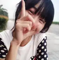 这个女的叫什么.