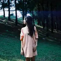 欧美范qq女生头像巴黎铁塔下的爱情
