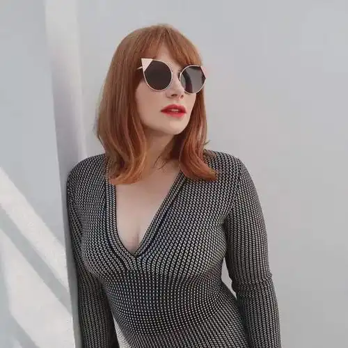 回顾不性感,却拥有所有中年男人最爱身材的女星,布莱丝霍华德