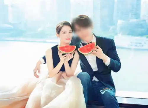 了不起的女孩金晨婚纱照曝光,满足对新娘的所有幻想