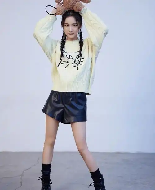 离婚两年能整容刘恺威一点变化没有,杨幂却美出新高