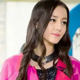 杨幂整间公司这三位女星是颜值担当,热巴美颜无可挑剔