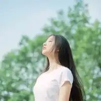 微信头像女生气质唯美侧面长发微信头像图片大全