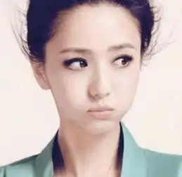 女星卖萌你喜欢谁郑爽可爱唐嫣还活跃在少女时代