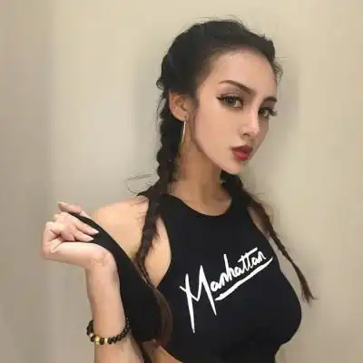 社会头像女,最近很火的社会头像女