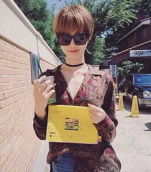 男朋友说,短发女生最甜美俏皮