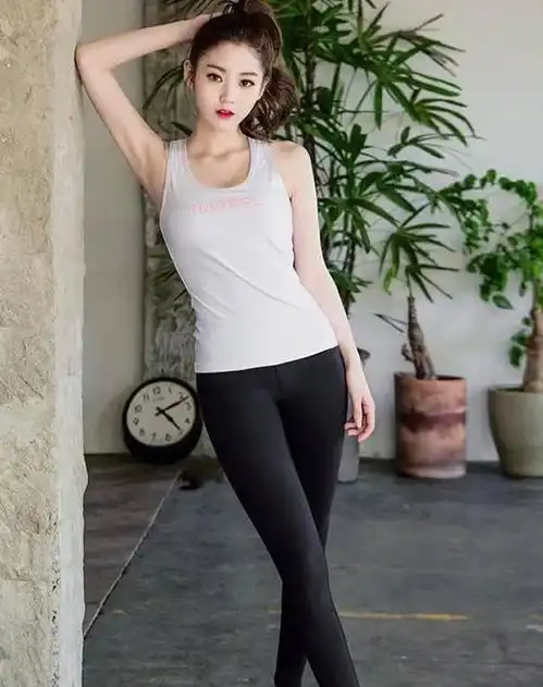 气质优雅的美女图片欣赏