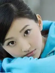 谁知道这个女生是谁