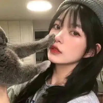 炒鸡好看又纯又欲的女头