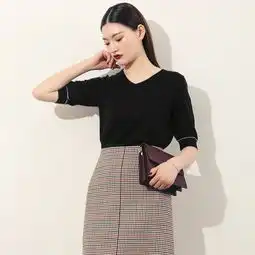 施悦名2019春季新款女装针织衫羊毛衫v领套头中袖糖果色打底毛衣