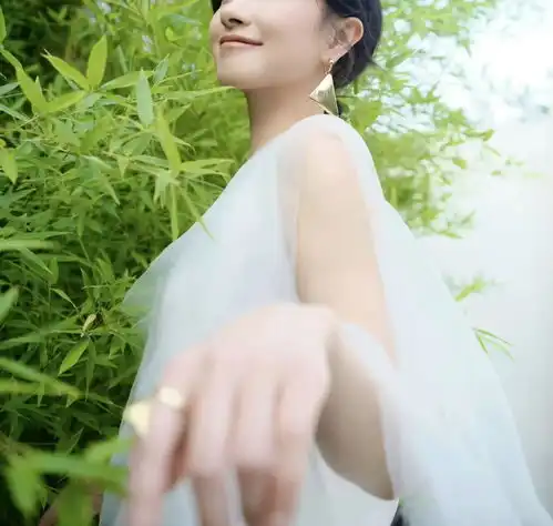 突爆万茜老公出轨偷吃在酒店幽会神秘美女