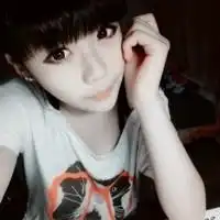 有唯美的女生头像吗,或者是情侣的