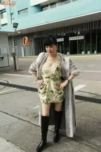 人到中年仍不服老的女星们刘晓庆潘迎紫斗嫩