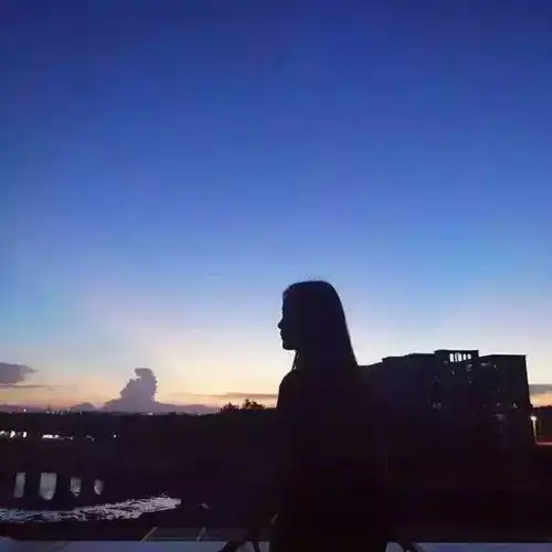 不要轻易觉得别人喜欢自己,这是一个成年人该有的理智