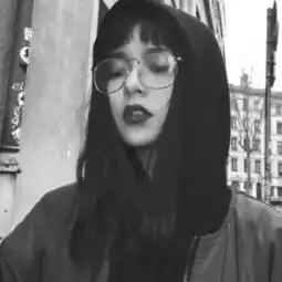 帮我找找这个情侣头像