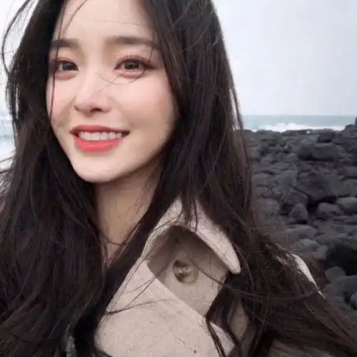 女生有这3种表现,会让男生很心动,小姐姐们赶紧学起来
