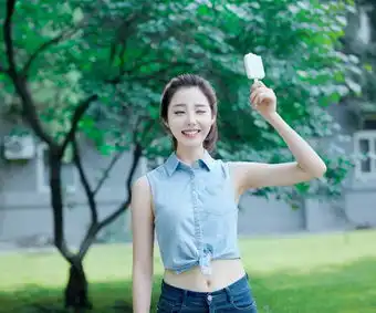 组图雪糕校花清新温雅成青春记忆女神雪糕校花靓照曝光